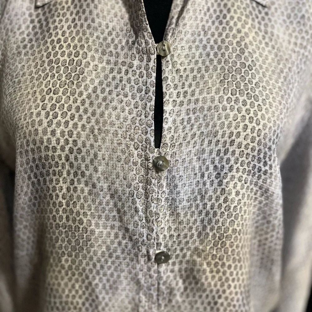 LIKE NEW -VERY CLASSY CARLISLE SHEER LONG SLEEVE BLOUSE SZ 8 - Picture 4 of 6